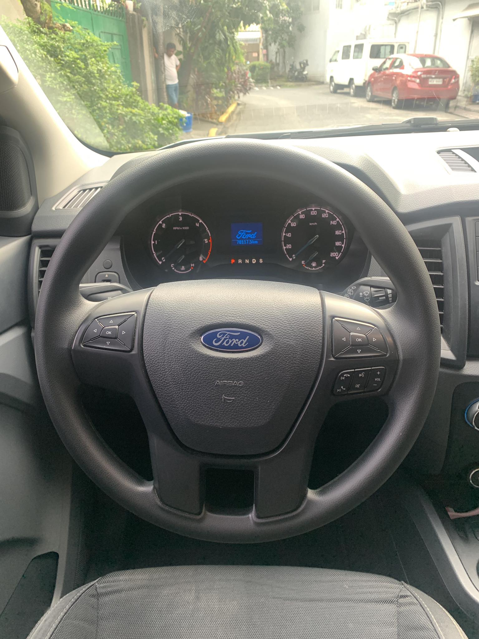 2016 FORD EVEREST AMBIENTE 2.2L 4X2 DSL AUTOMATIC TRANSMISSION - Image 7